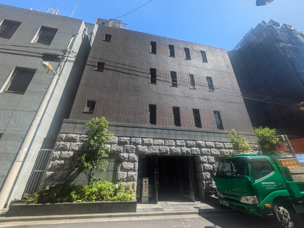 v20250920150703/fresh/building/J00100405102_6