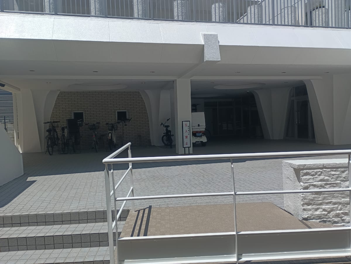 v20250920150703/fresh/building/J00100405866_8