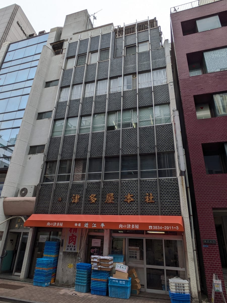 v20250920150703/fresh/building/J00100415694_1