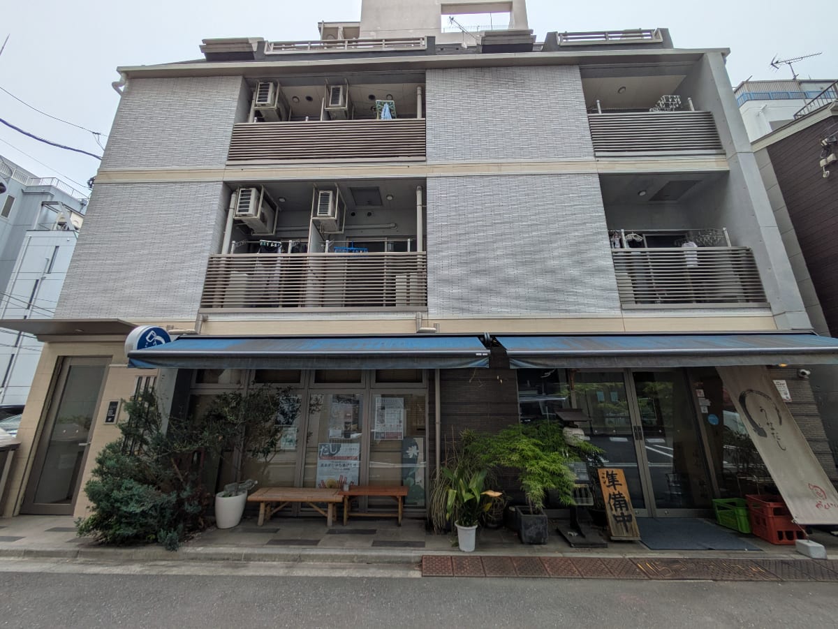 v20250920150703/fresh/building/J00100465675_1
