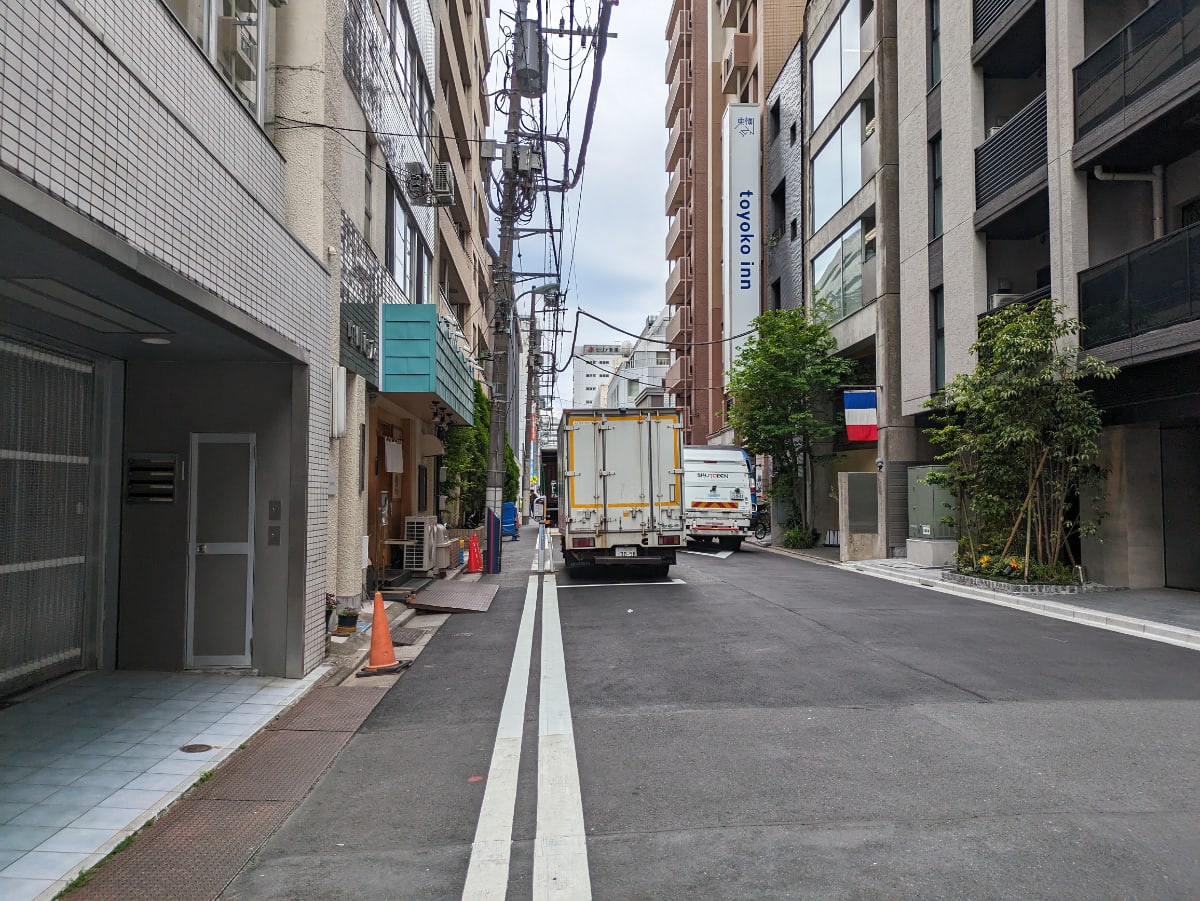 v20250920150703/fresh/building/J00100466406_8