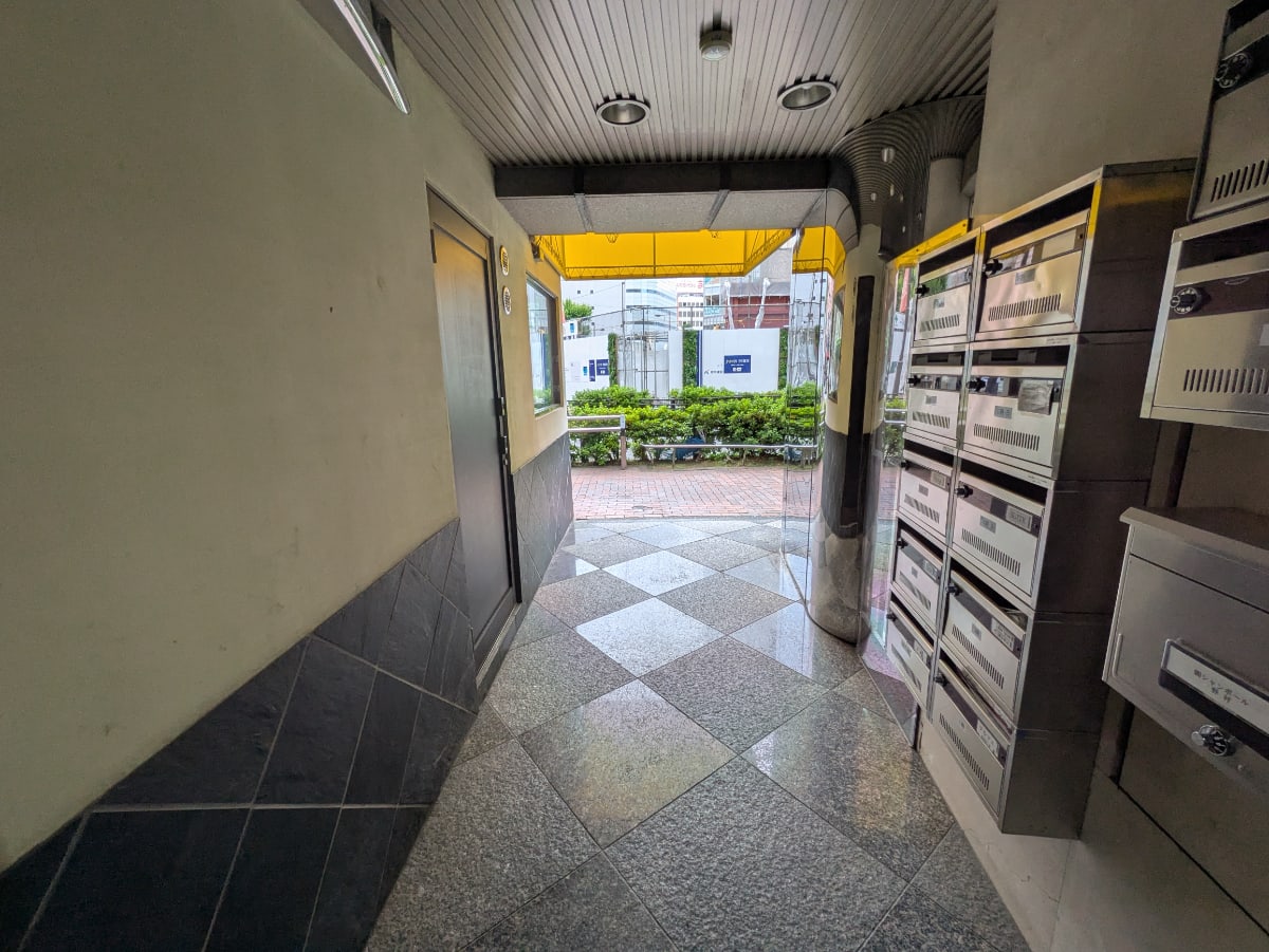 v20250920150703/fresh/building/J00100498869_11