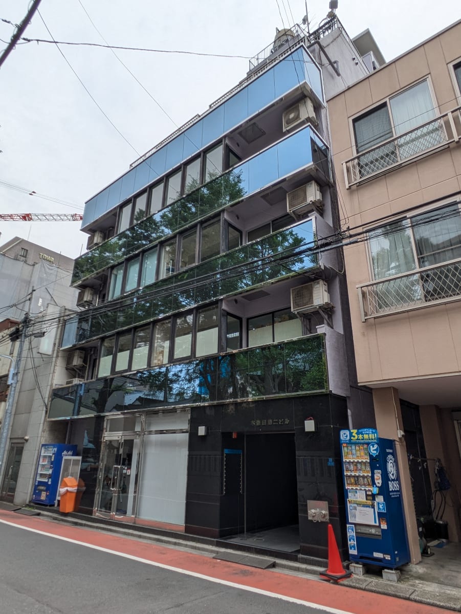 v20250922150703/fresh/building/J00100379235_9