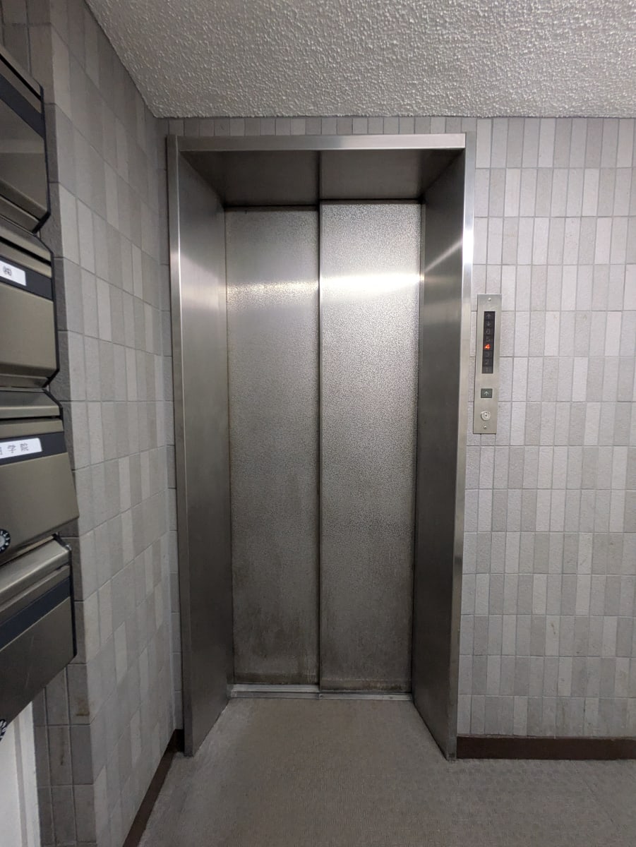 v20250922150703/fresh/building/J00100379238_4