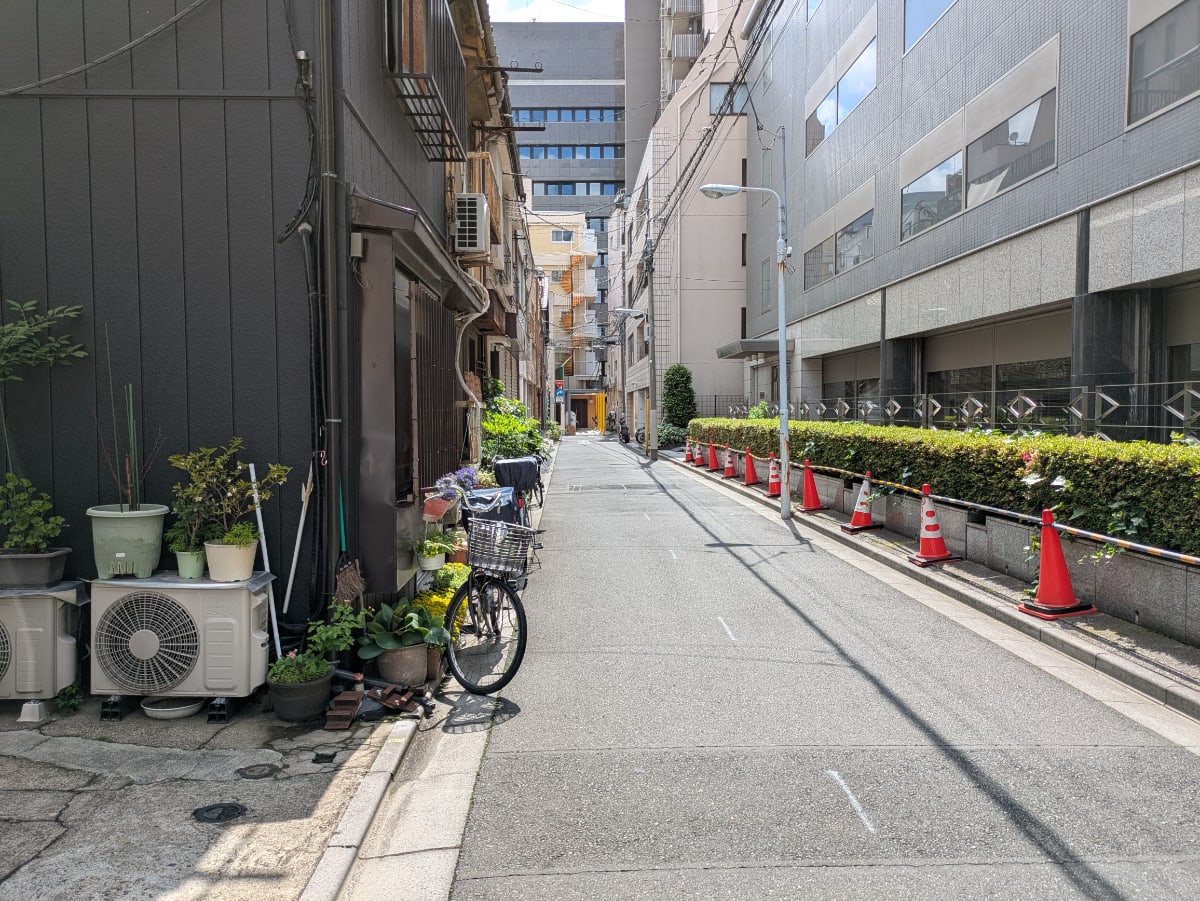 v20250922150703/fresh/building/J00100380912_2