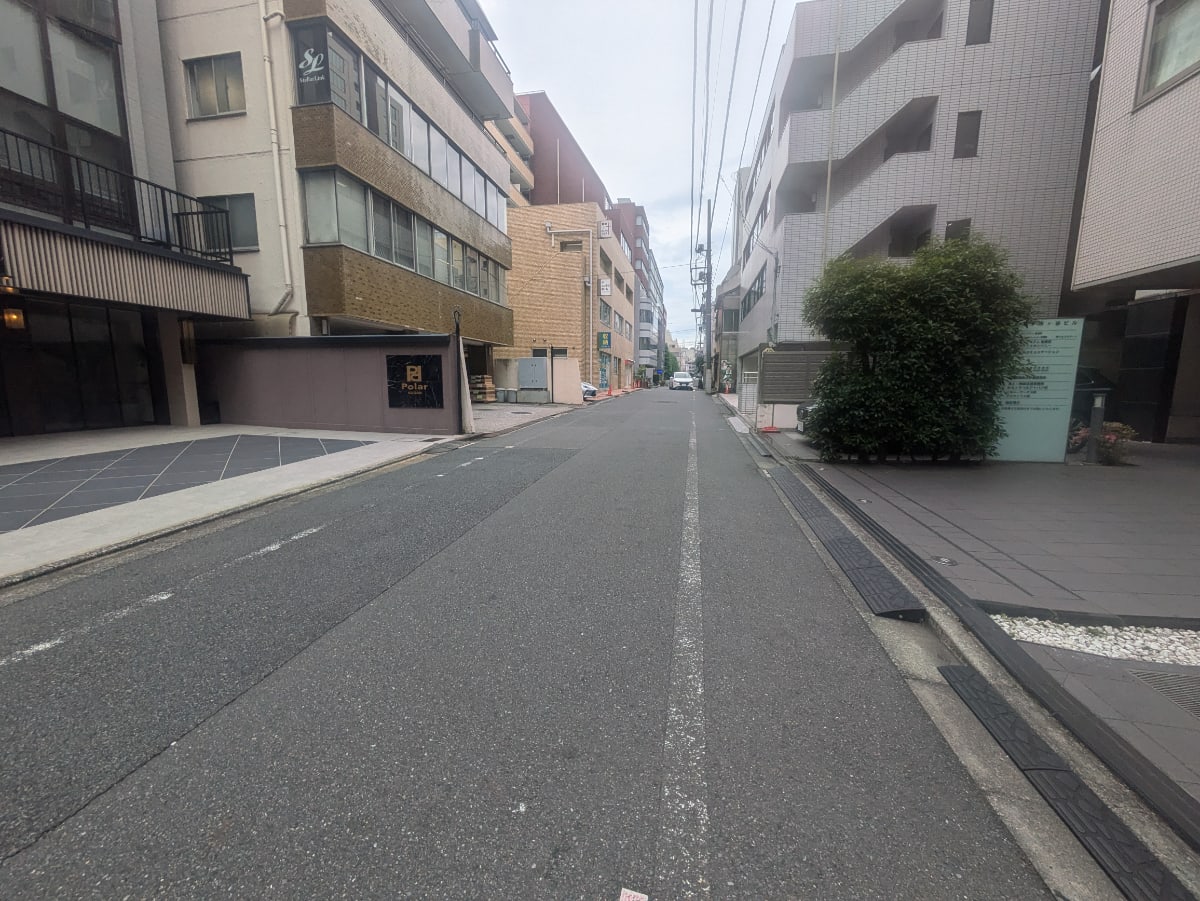 v20250922150703/fresh/building/J00100384141_21