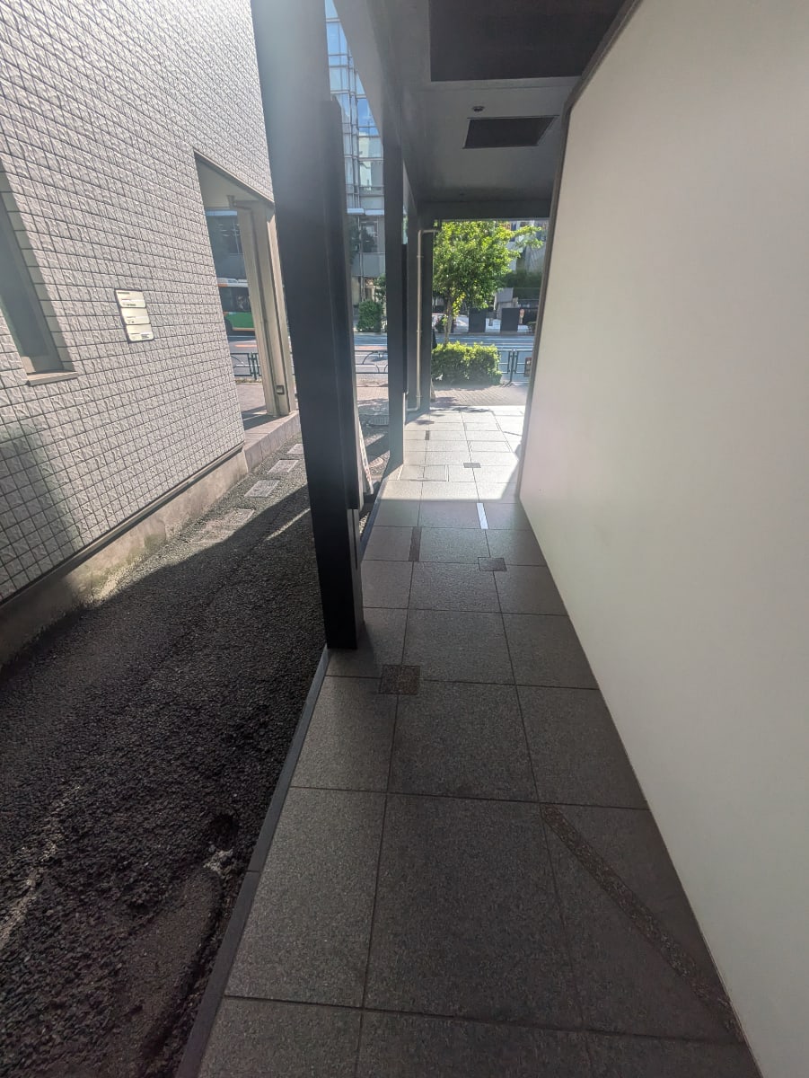v20250922150703/fresh/building/J00100389104_11