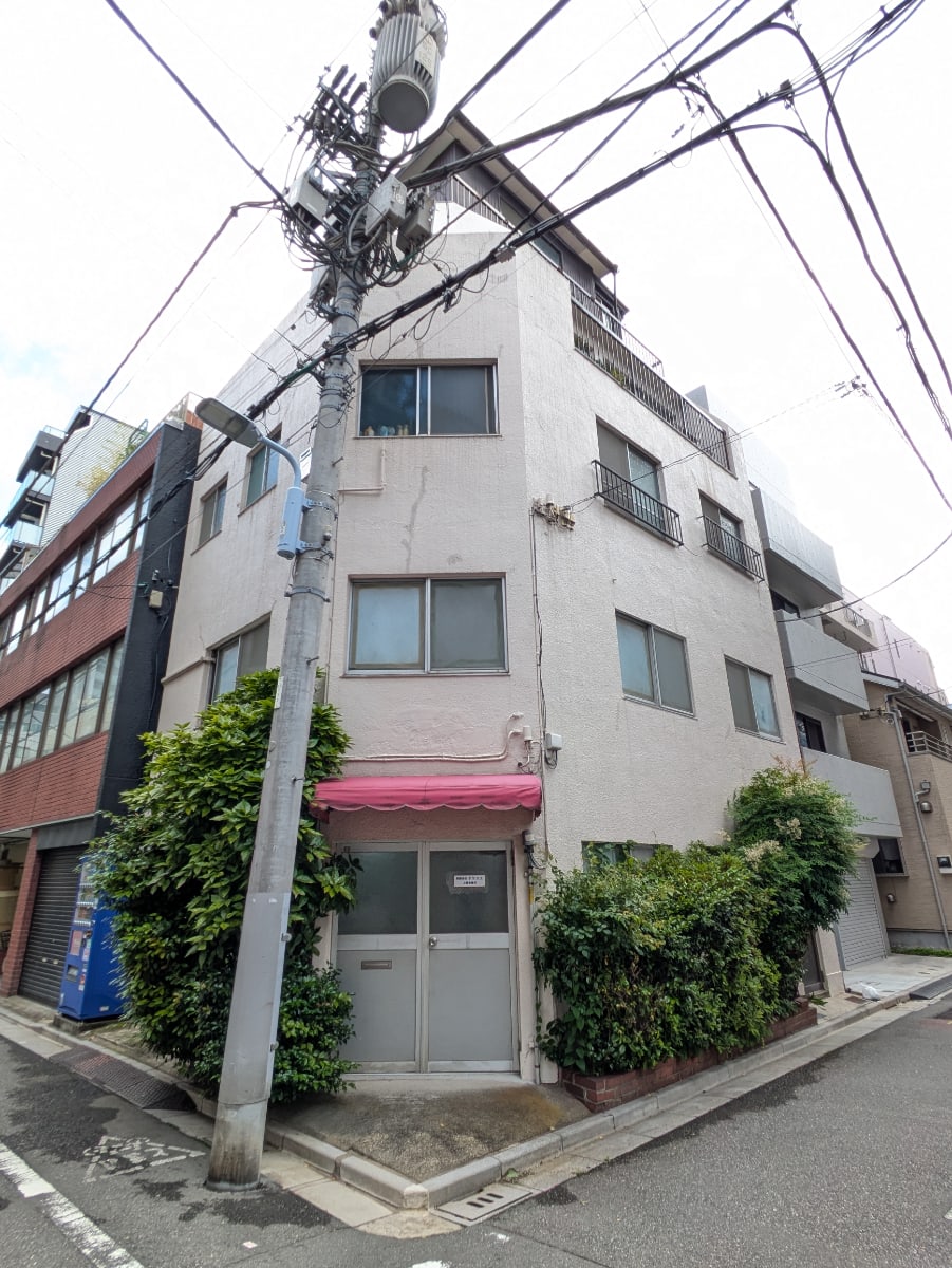 v20250922150703/fresh/building/J00100393062_7