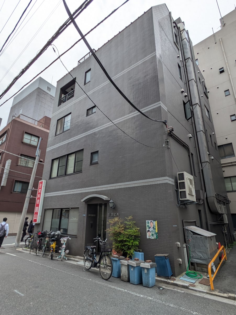v20250922150703/fresh/building/J00100394574_10