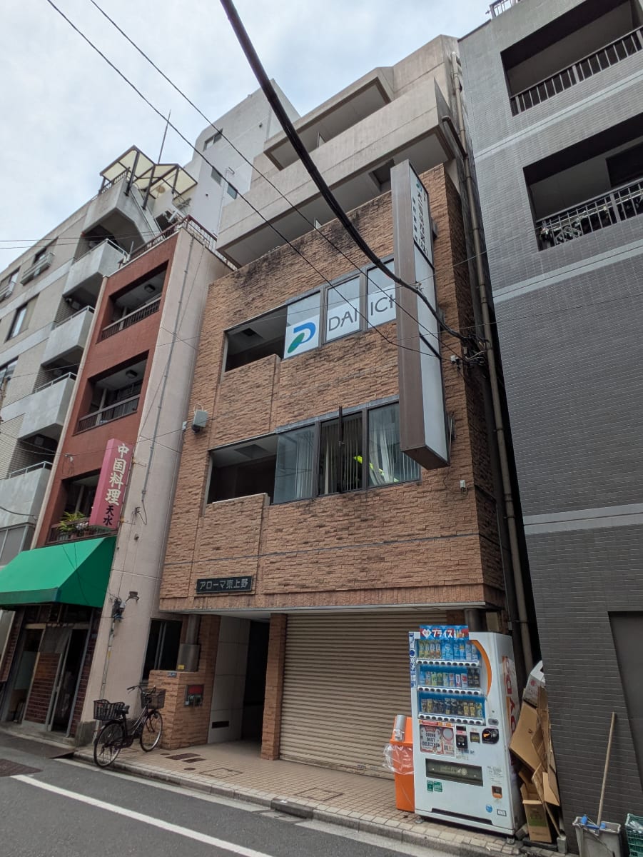 v20250922150703/fresh/building/J00100401757_8