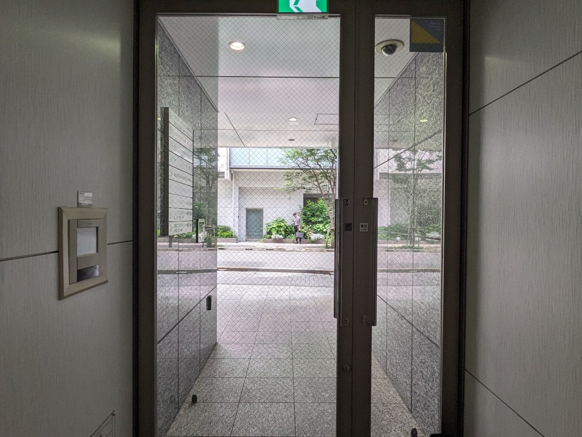 v20250922150703/fresh/building/J00100416385_11