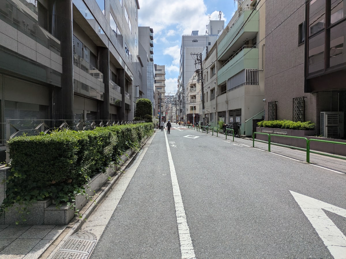 v20250922150703/fresh/building/J00100419994_2