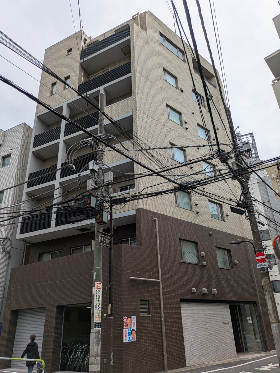 v20250922150703/fresh/building/J00100427282_6
