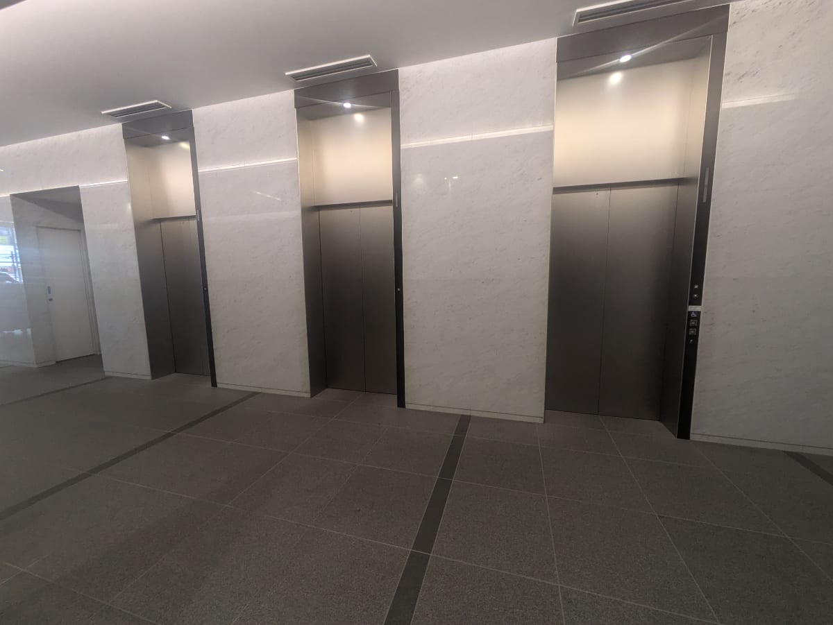 v20250924150708/fresh/building/J00100364265_4
