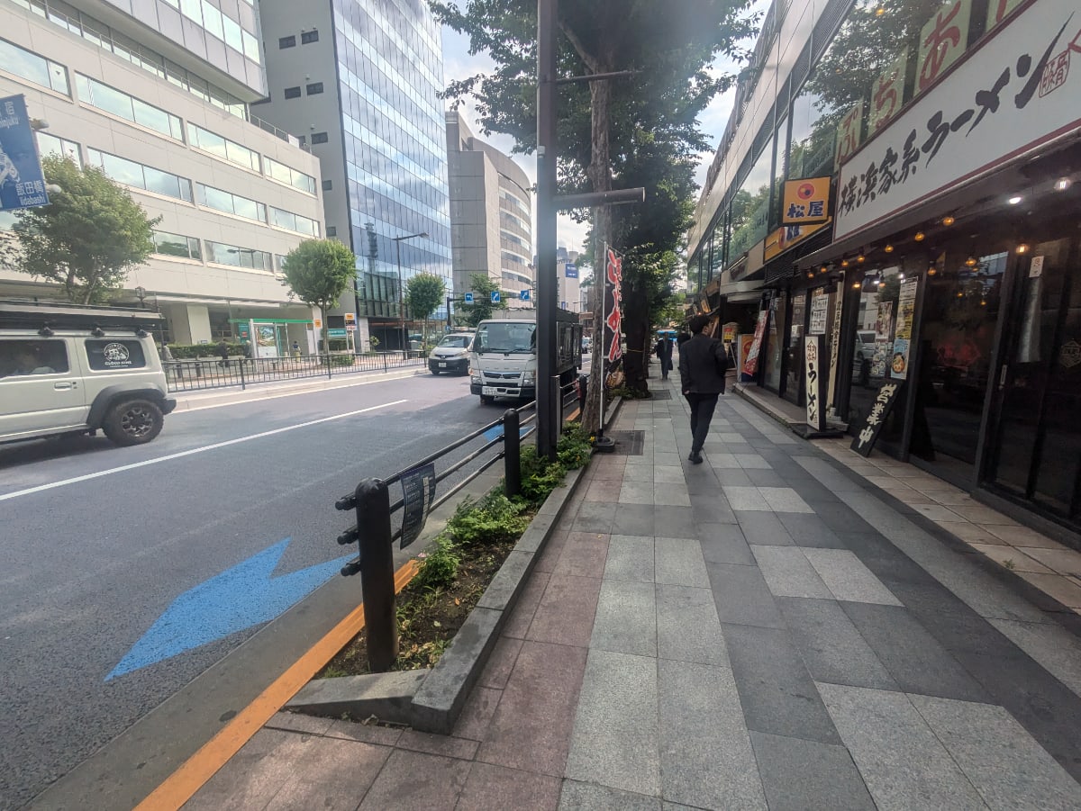 v20250924150708/fresh/building/J00100364312_15