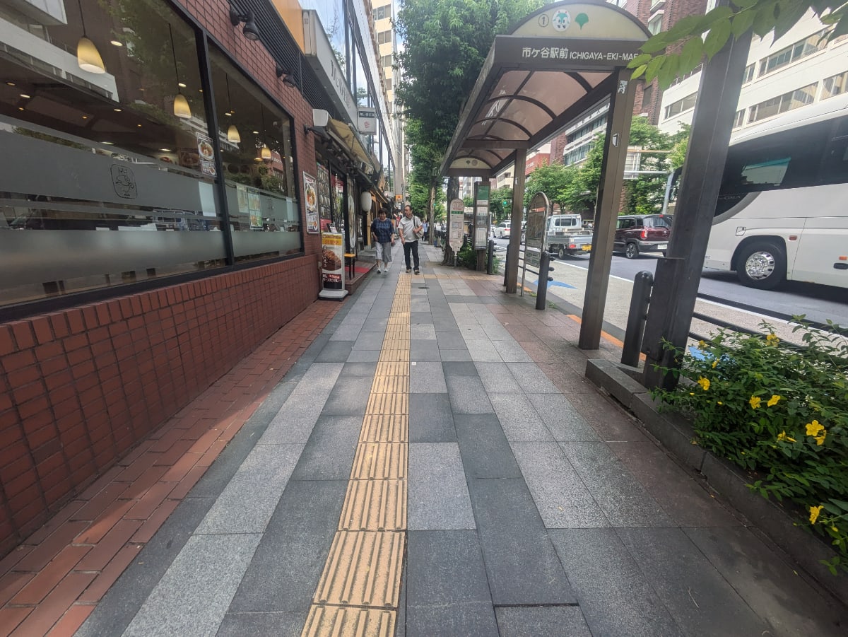 v20250924150708/fresh/building/J00100364312_17