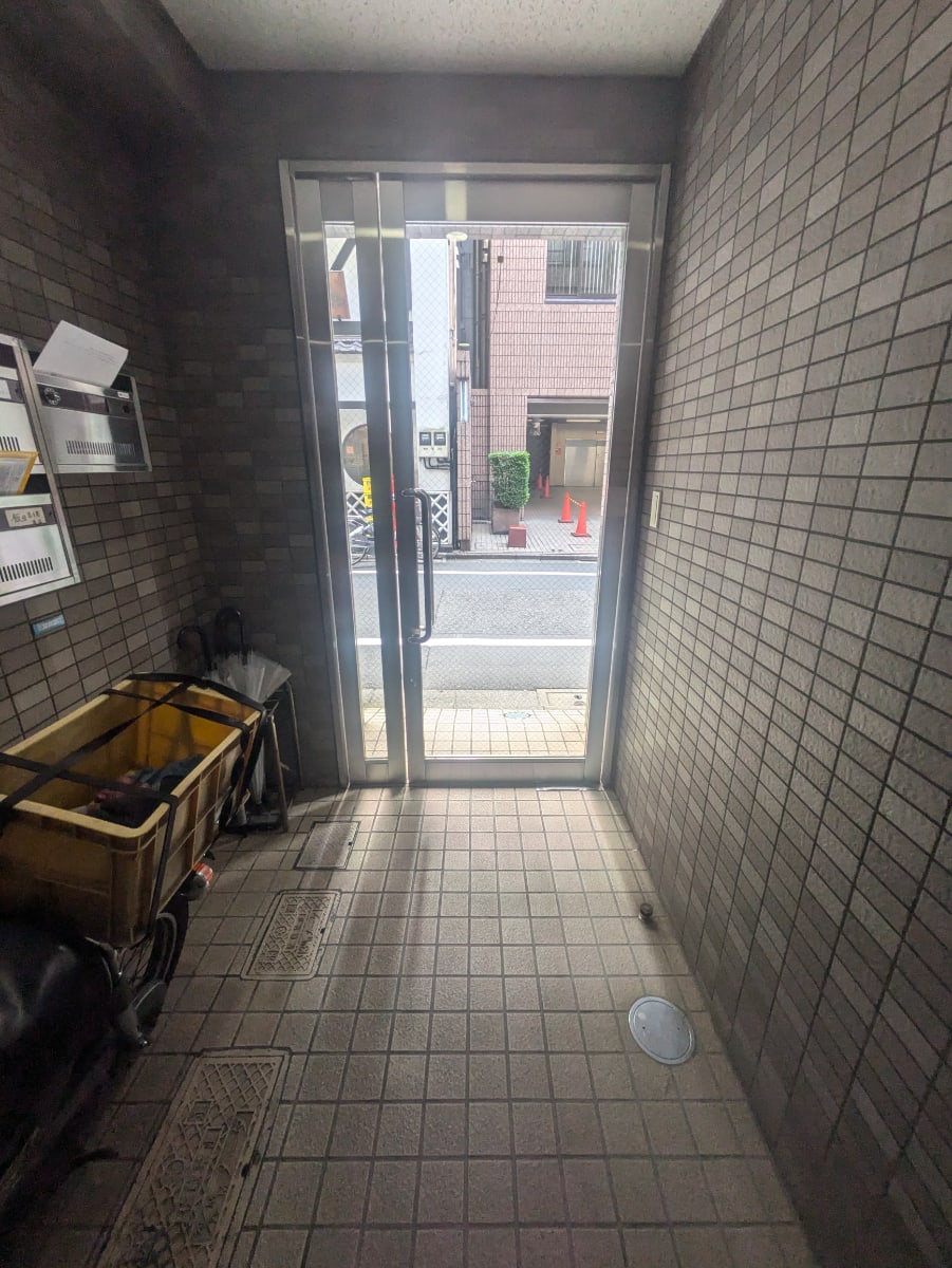 v20250924150708/fresh/building/J00100365690_10