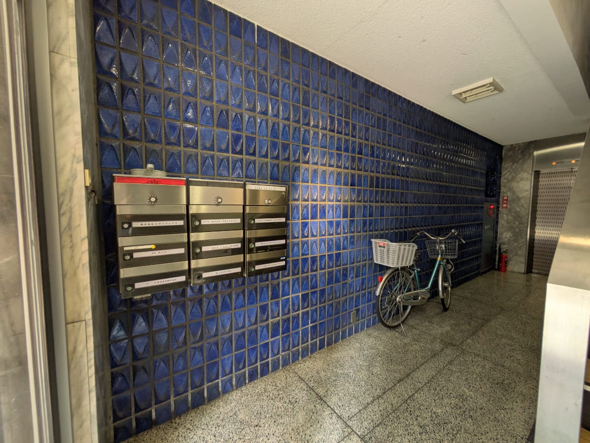 v20250924150708/fresh/building/J00100369323_12