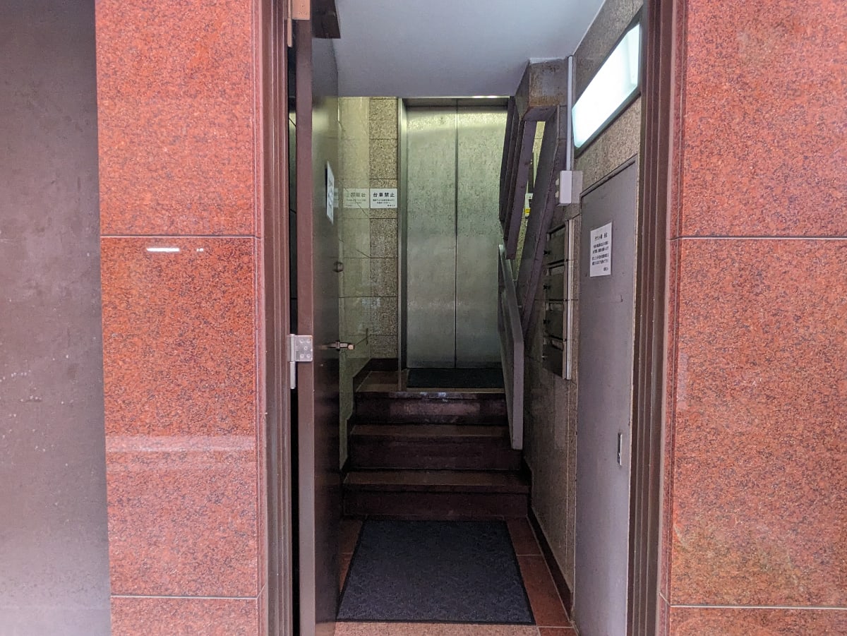 v20250924150708/fresh/building/J00100375285_3