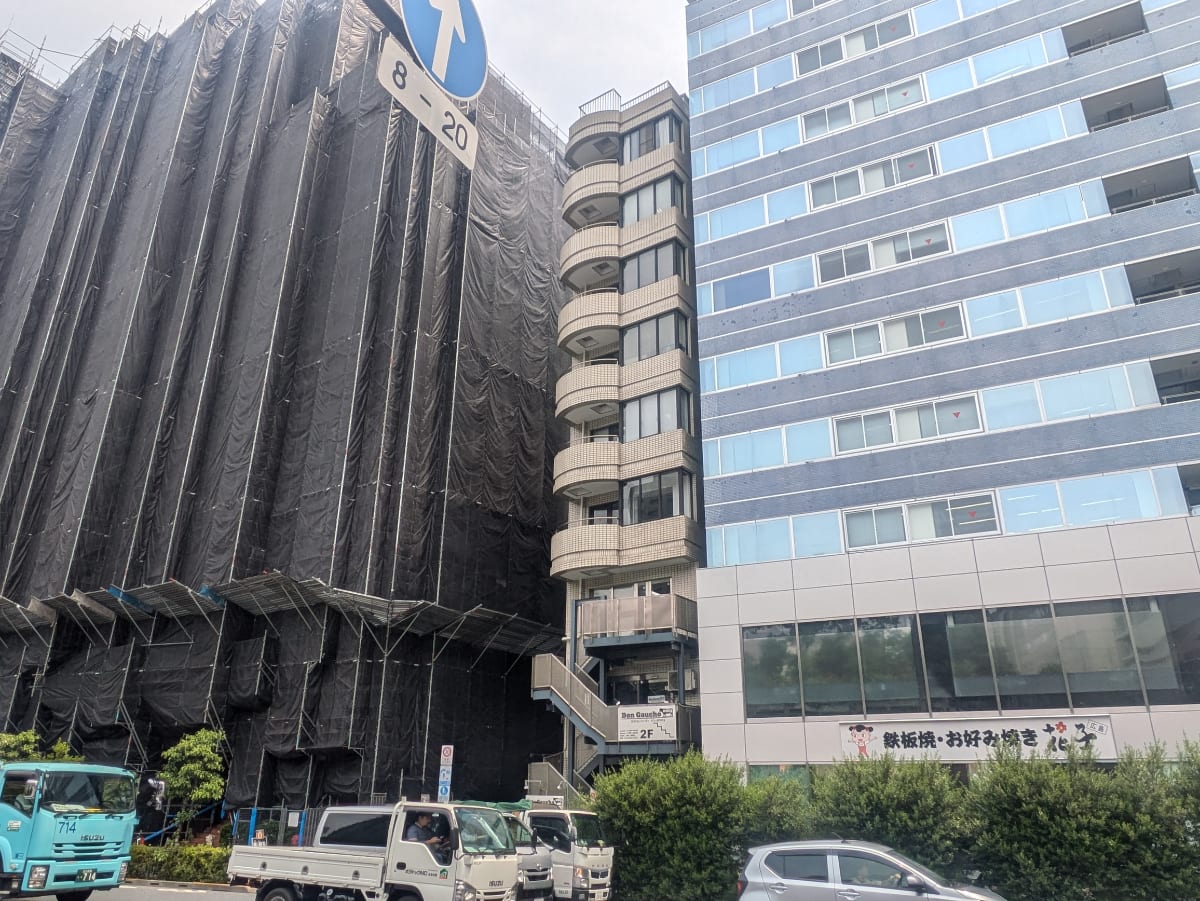 v20250924150708/fresh/building/J00100384281_10