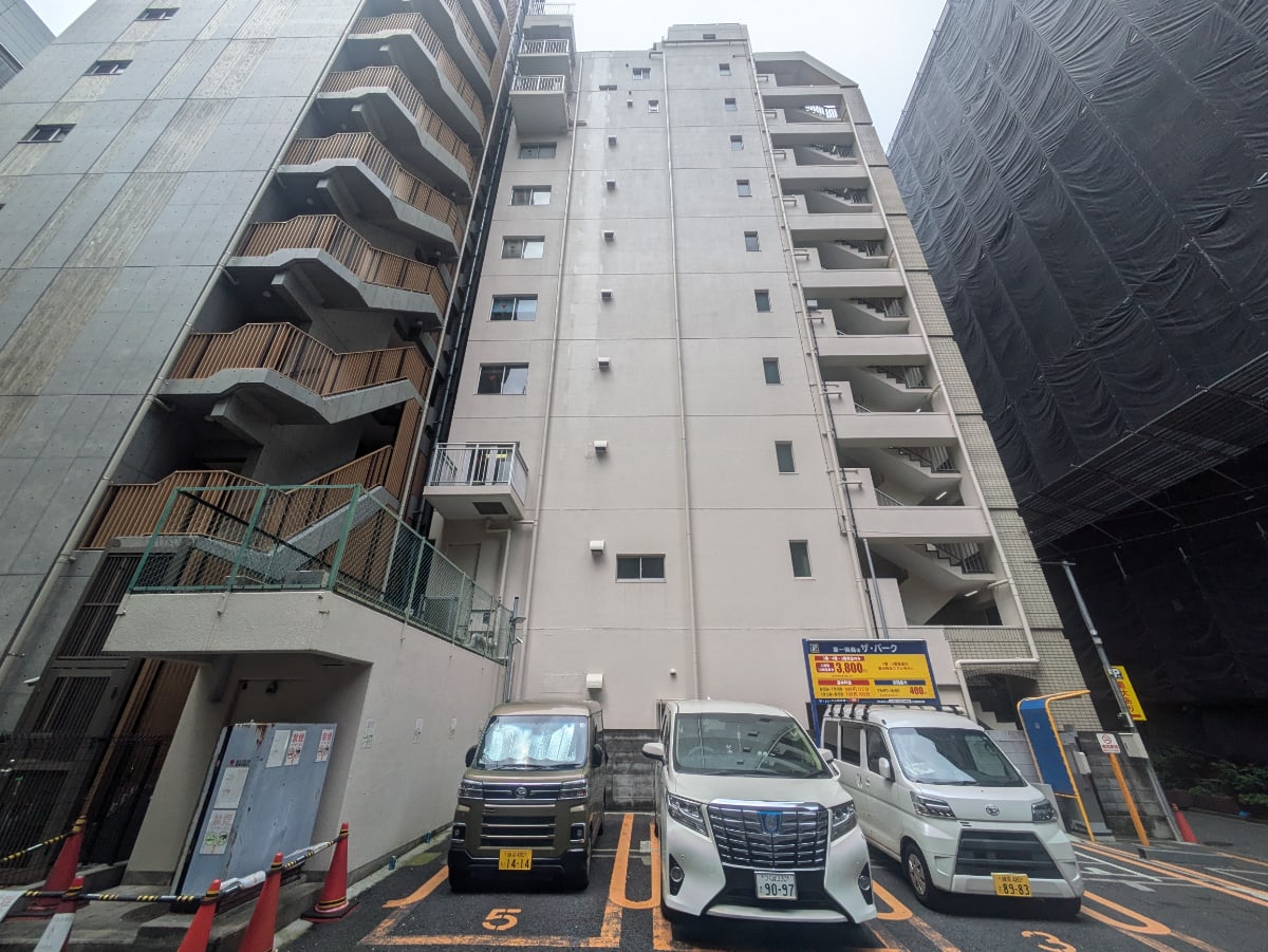 v20250924150708/fresh/building/J00100384281_12