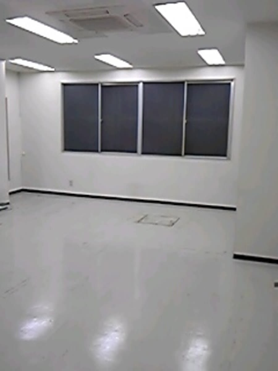 v20250924150708/fresh/building/J00100384281_5