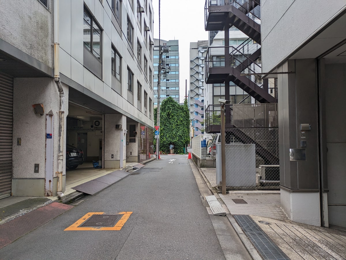 v20250924150708/fresh/building/J00100386102_12