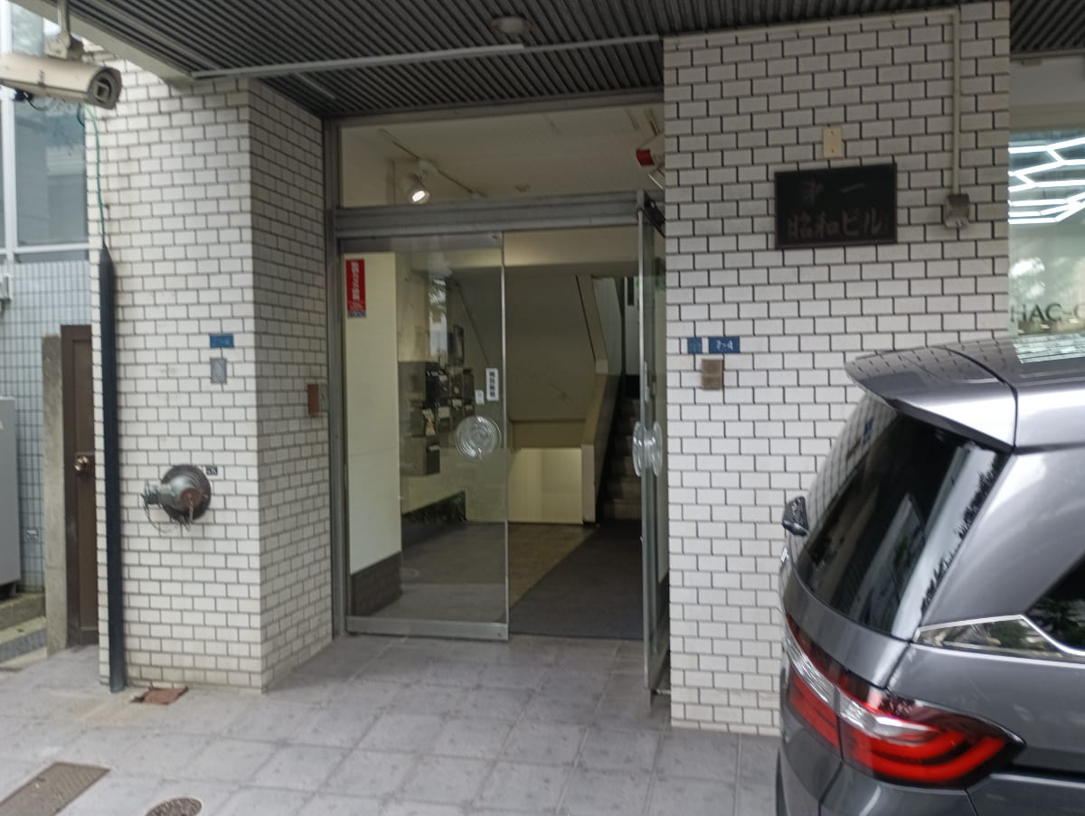 v20250924150708/fresh/building/J00100388727_3