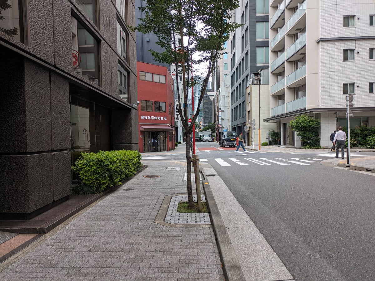 v20250924150708/fresh/building/J00100389160_14
