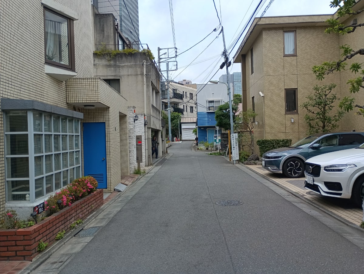 v20250924150708/fresh/building/J00100389716_2