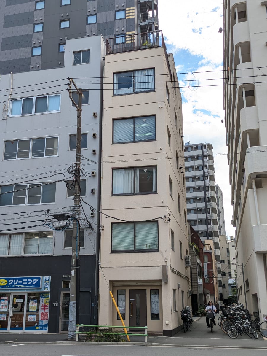 v20250924150708/fresh/building/J00100389853_1
