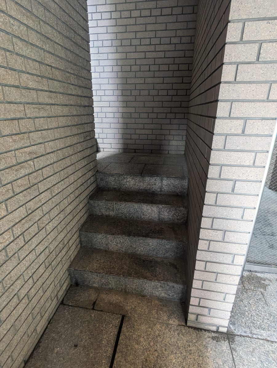 v20250924150708/fresh/building/J00100390758_20
