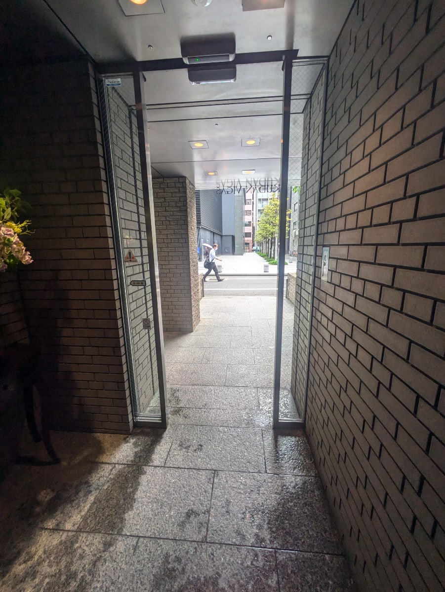 v20250924150708/fresh/building/J00100390758_21