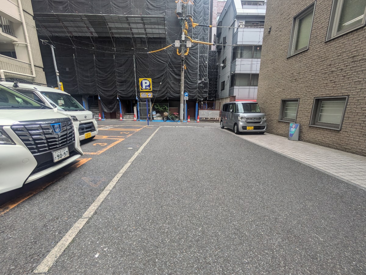 v20250924150708/fresh/building/J00100390758_25