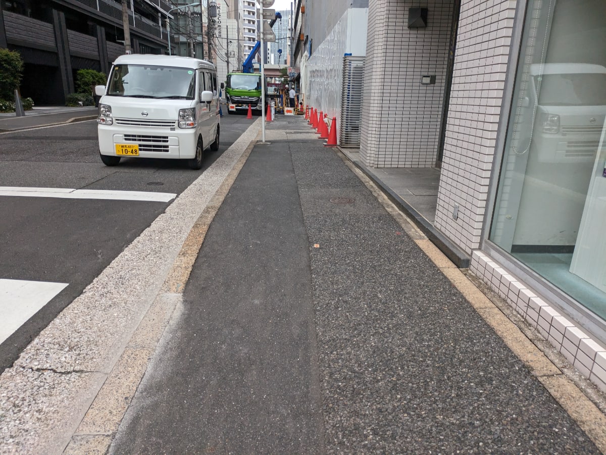 v20250924150708/fresh/building/J00100395208_17