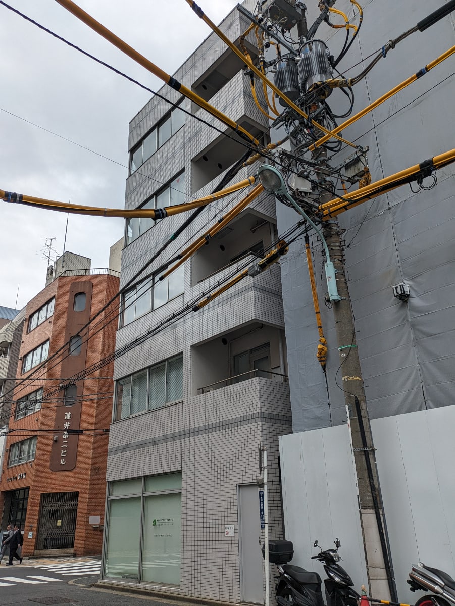 v20250924150708/fresh/building/J00100395208_8