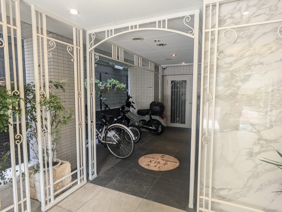v20250924150708/fresh/building/J00100395867_9