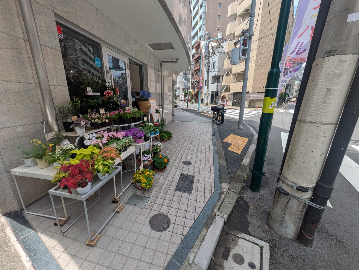 v20250924150708/fresh/building/J00100402051_13