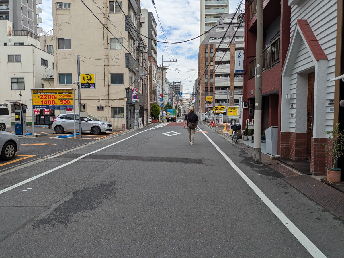 v20250924150708/fresh/building/J00100403221_12