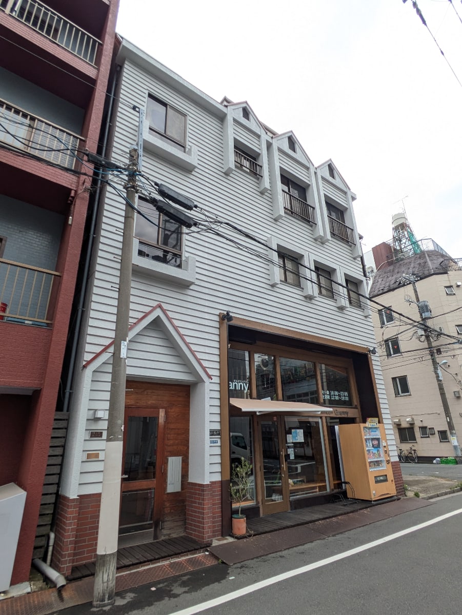 v20250924150708/fresh/building/J00100403221_5