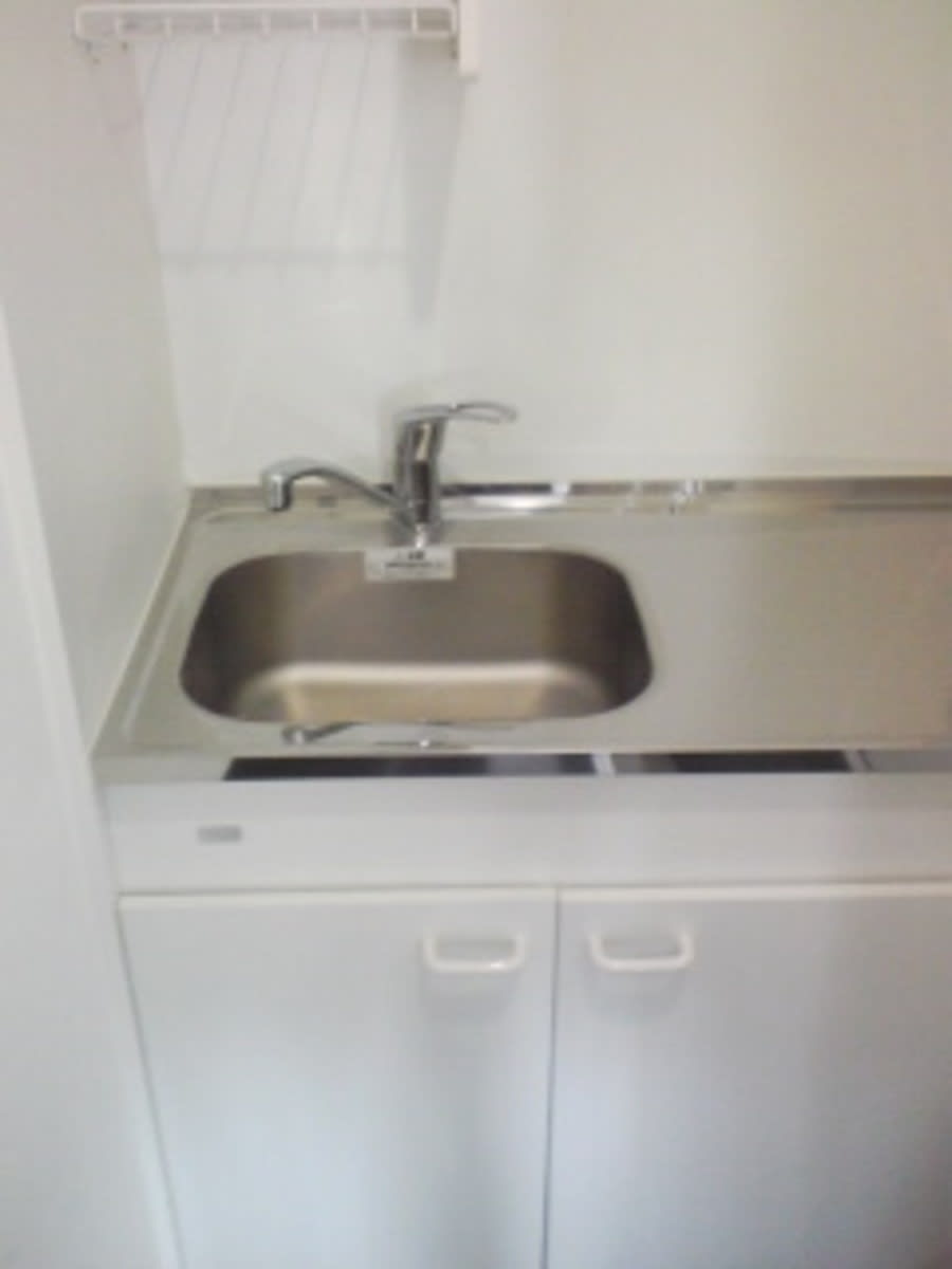 v20250924150708/fresh/building/J00100403695_8
