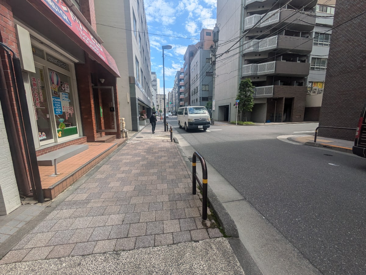 v20250924150708/fresh/building/J00100433949_8
