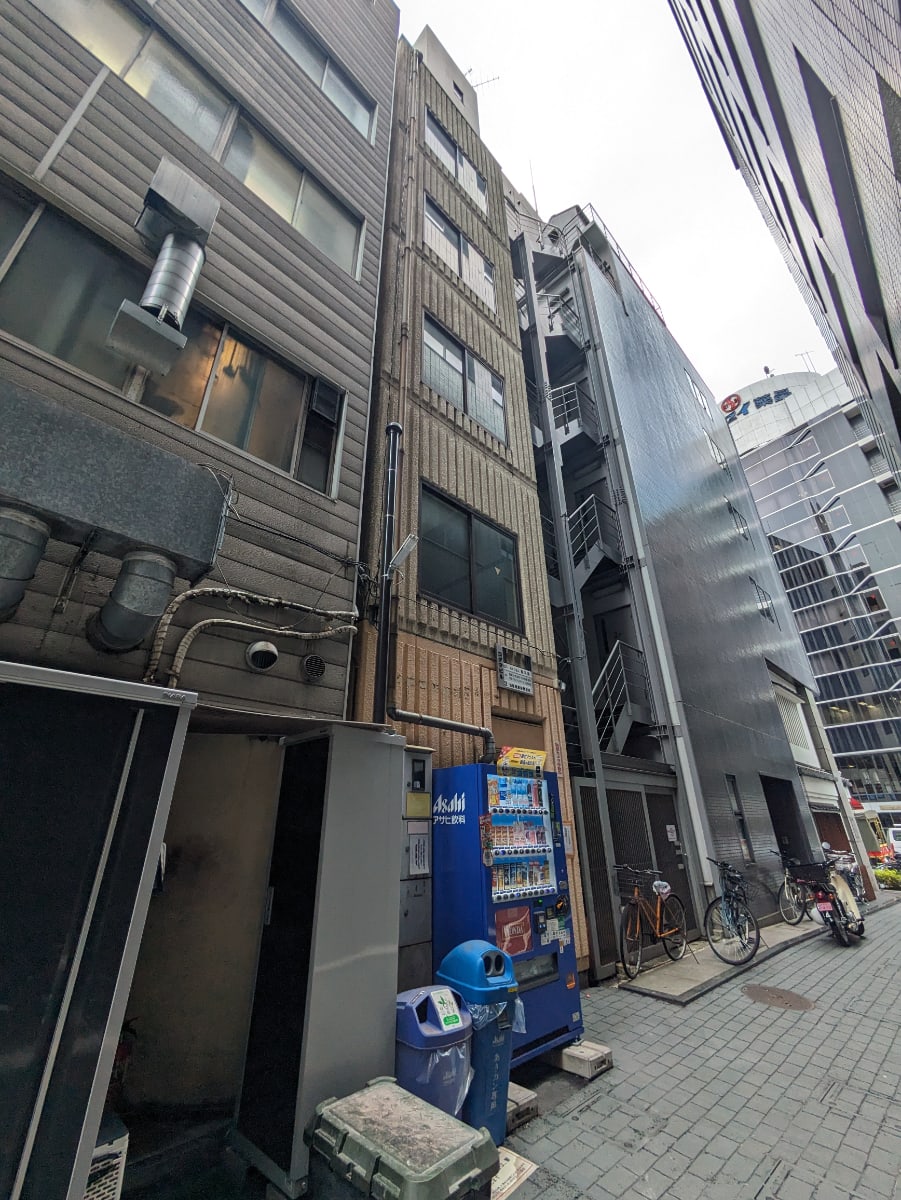v20250925150706/fresh/building/J00100358254_9