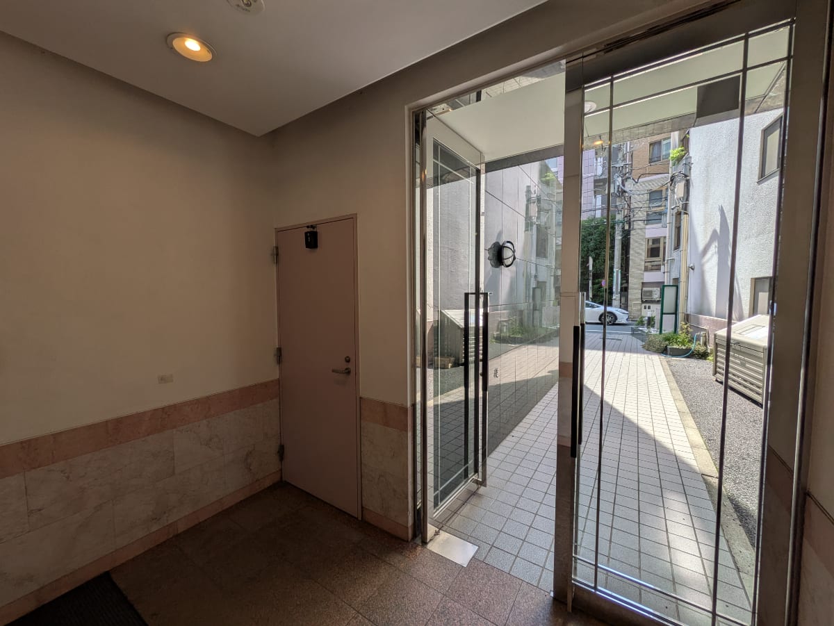 v20250925150706/fresh/building/J00100364020_16