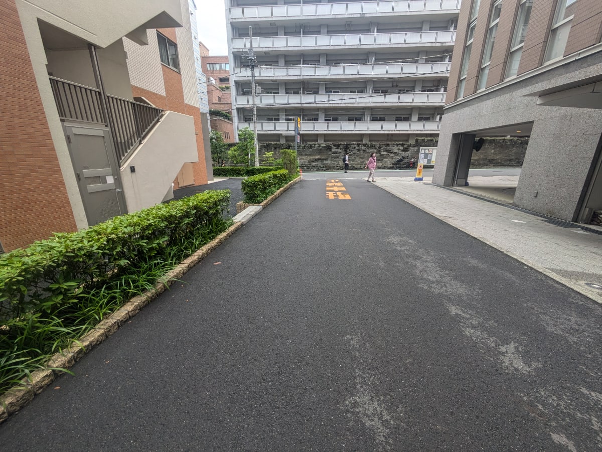 v20250925150706/fresh/building/J00100364247_12