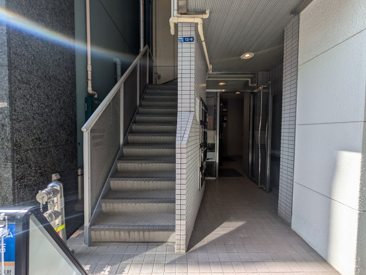 v20250925150706/fresh/building/J00100376783_9