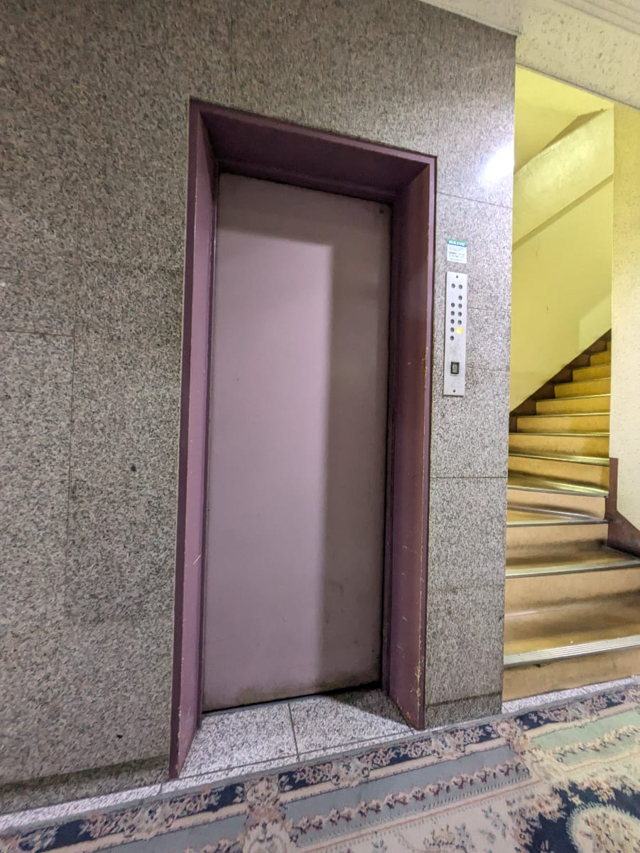 v20250925150706/fresh/building/J00100379225_4