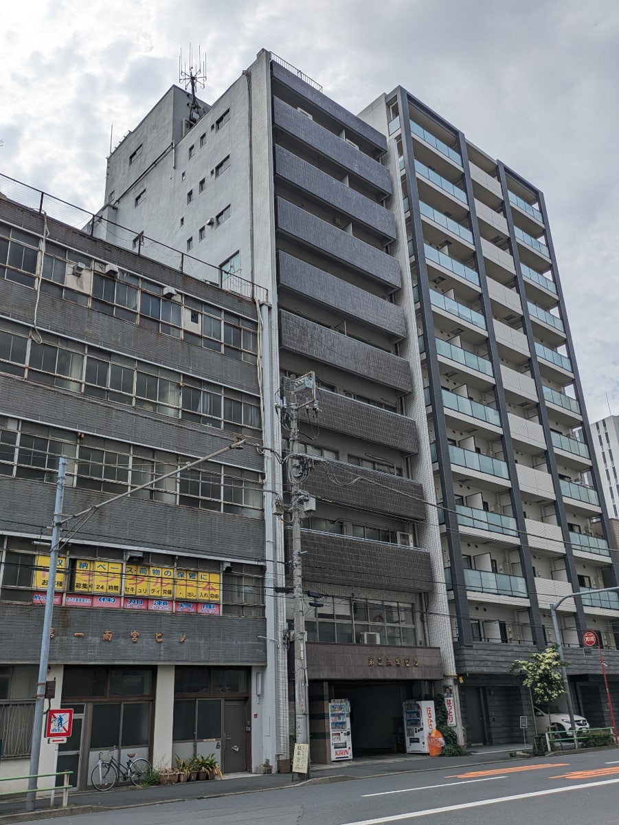 v20250925150706/fresh/building/J00100379225_8