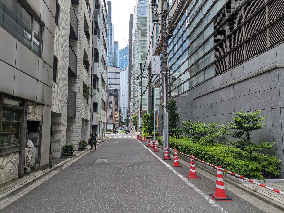 v20250925150706/fresh/building/J00100379897_16