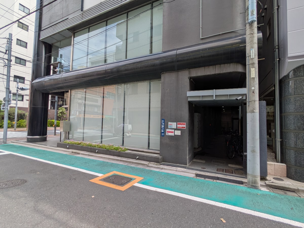 v20250925150706/fresh/building/J00100380823_10